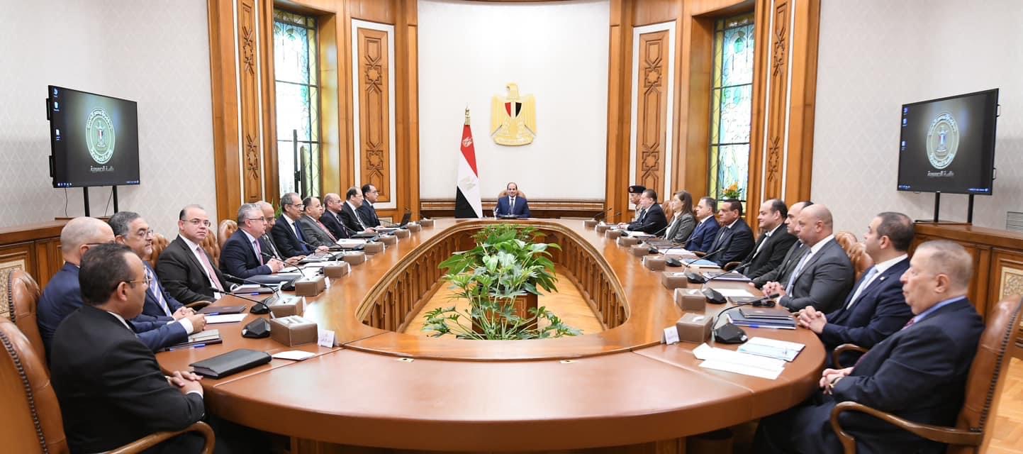 الرئيس السيسى يترأس الاجتماع الأول للمجلس الأعلى للاستثمار بعد إعادة تشكيله