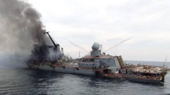 أوكرانيا تهاجم سفن روسية و تنجح فى تدمير غواصة