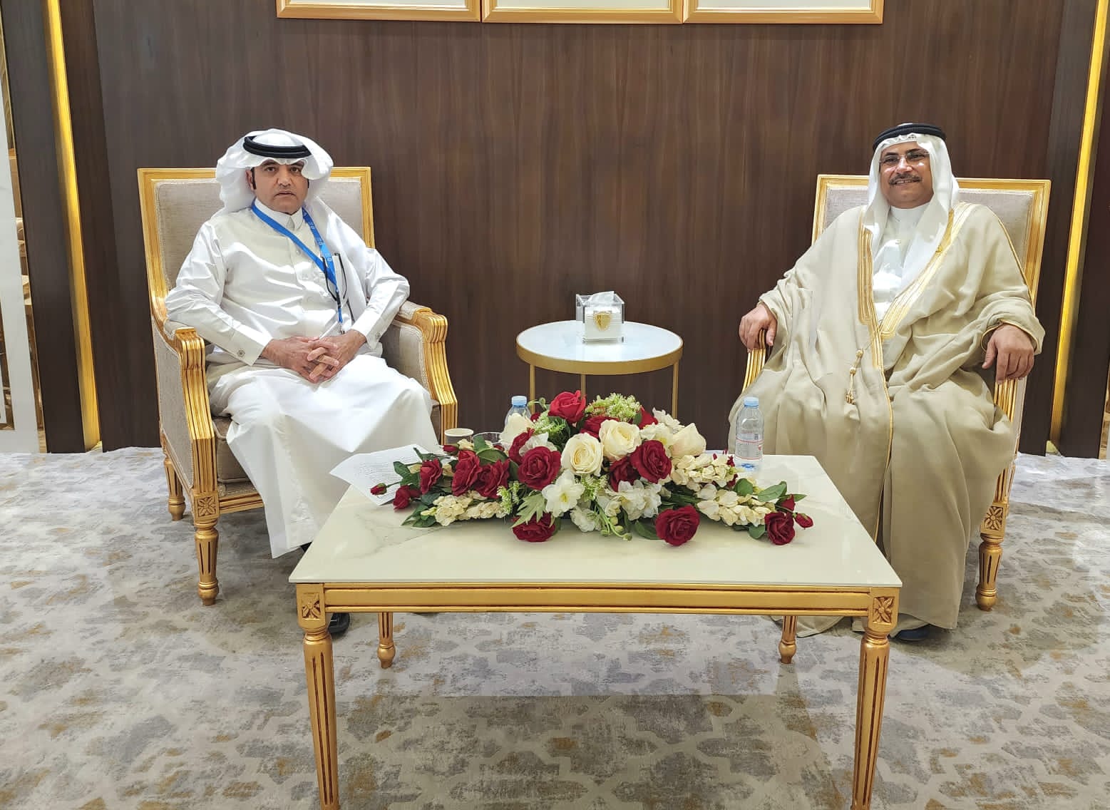 رئيس البرلمان العربي يستقبل رئيس جامعة المملكة في البحرين