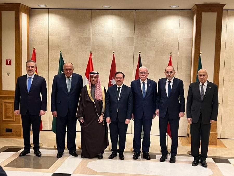 في أولى محطات الجولة الثانية للجنة الوزارية المنبثقة عن القمة العربية الإسلامية للمشاركة في المنتدى الإقليمي الثامن للاتحاد من أجل المتوسط ببرشلونة