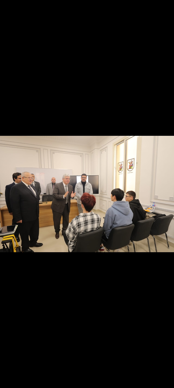 - وزير التعليم العالي ورئيس جامعة القاهرة يتفقدان الفرع الدولي لجامعة القاهرة بمدينة السادس من أكتُوبر