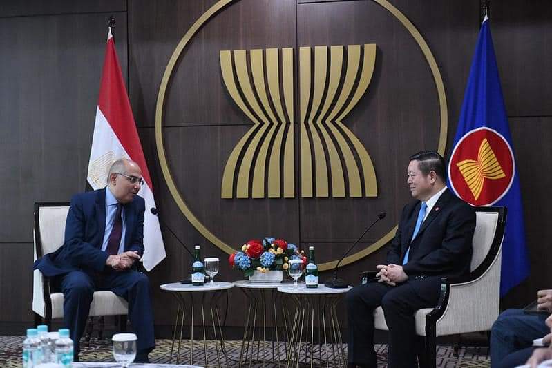 لقاء سفير جمهورية مصر العربية في جاكرتا بالأمين العام للآسيان