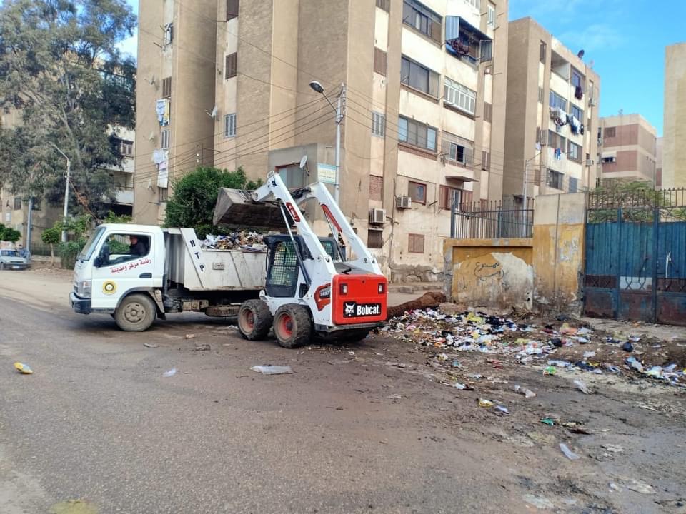 وزارة التنمية المحلية تتابع  استمرار الجهود المبذولة من محافظة الدقهلية للارتقاء بمنظومة النظافة والقيام بحملات مستمرة بجميع قرى ومراكز المحافظة