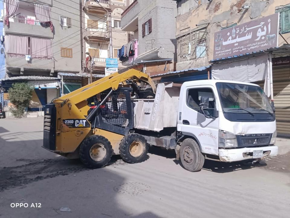 محافظ كفرالشيخ: تكثيف الحملات اليومية للنظافة وتطهير شبكات الأمطار والصرف الصحي ورفع الإشغالات بمراكز ومدن المحافظة