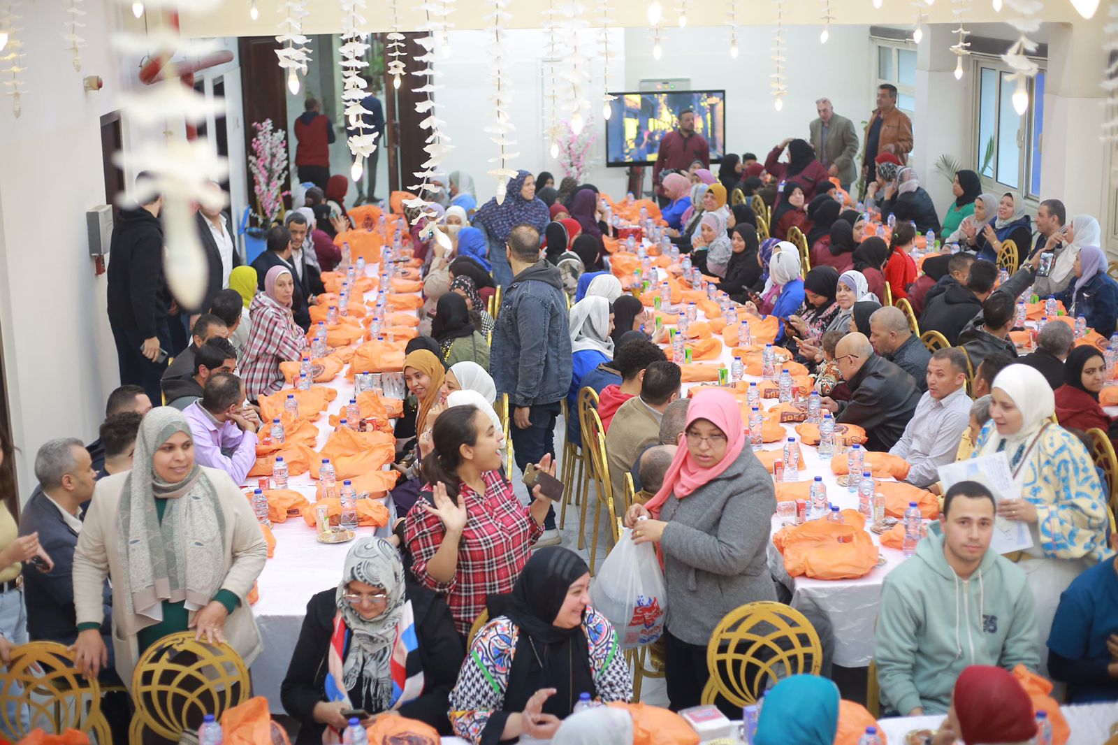 معهد تيودور بلهارس للأبحاث ينظم مأدبة إفطار رمضانية جماعية