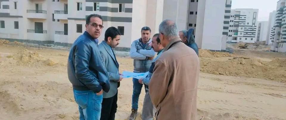 مسئولو " الإسكان " يتفقدون وحدات المبادرة الرئاسية " سكن لكل المصريين " والمرافق بمدينة العبور الجديدة