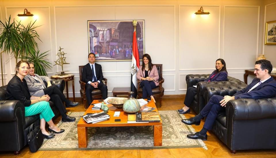  وزيرة التعاون الدولي تستقبل السفير الفرنسي الجديد لدى مصر وتبحث تطوير العلاقات المشتركة في ضوء الشراكة الاستراتيجية بين مصر والاتحاد الأوروبي