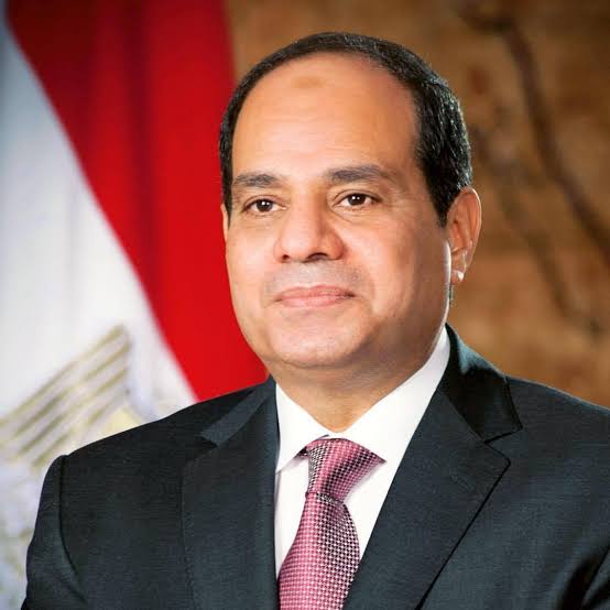 حسين زين يهنئ الرئيس السيسي بمناسبة عيد تحرير سيناء
