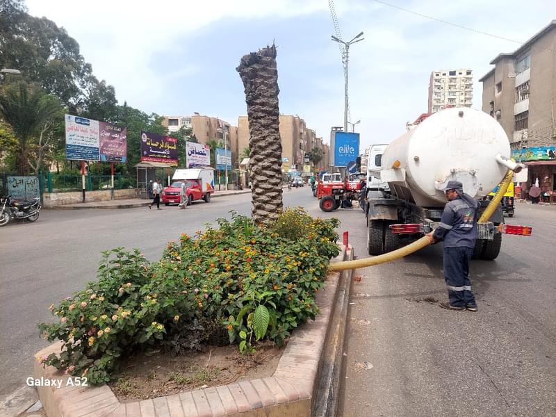 محافظ كفرالشيخ يتابع جهود الوحدات المحلية بمراكز ومدن المحافظة في حملات النظافة ورفع 1050 طن قمامة وتطهير شبكات الصرف الصحي ومتابعة حركة نقل الركاب