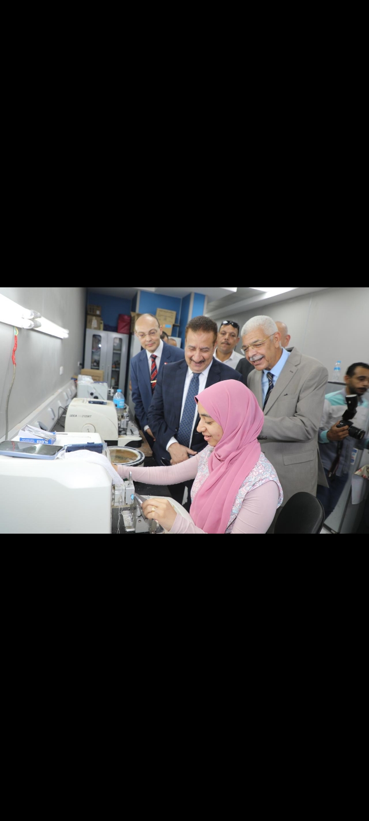 محافظ المنوفية ورئيس الجامعة يتفقدان مبنى العيادات الخارجية الجديد بمستشفى الجامعة تمهيداً لافتتاحه ودخوله الخدمة قريباً