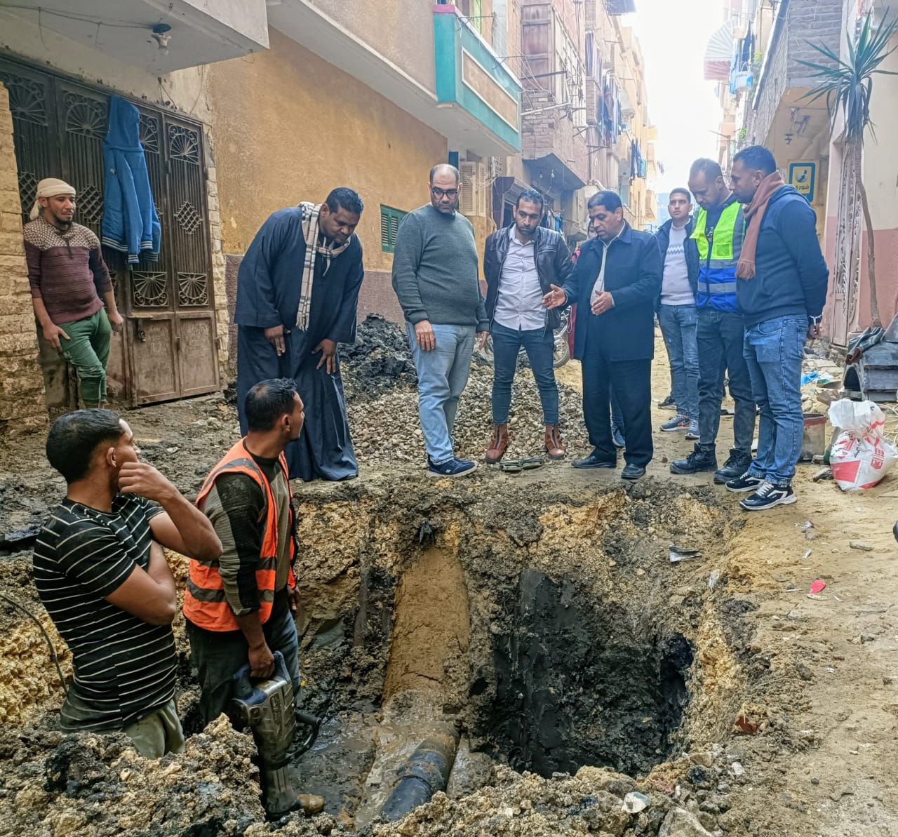 رئيس مياة المنوفية يتابع أعمال احلال وتجديد شبكات مياة الشرب والصرف الصحى بمدينة شبين الكوم