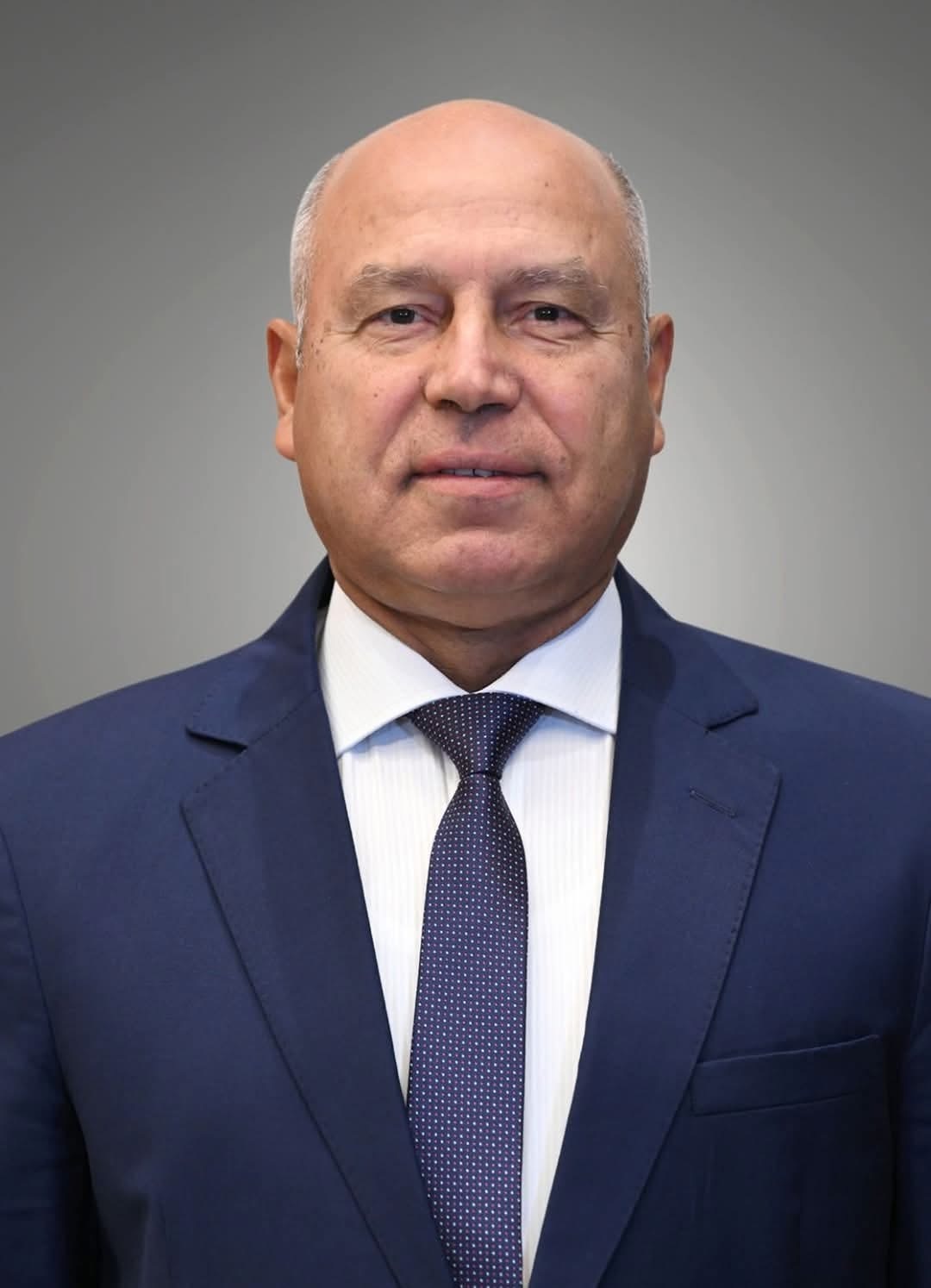السبت المقبل ..لقاء وزير الصناعة والنقل بمقر هيئة التنمية الصناعية مع المستثمرين الصناعيين بمحافظتي الأقصر وأسوان بحضور المحافظين