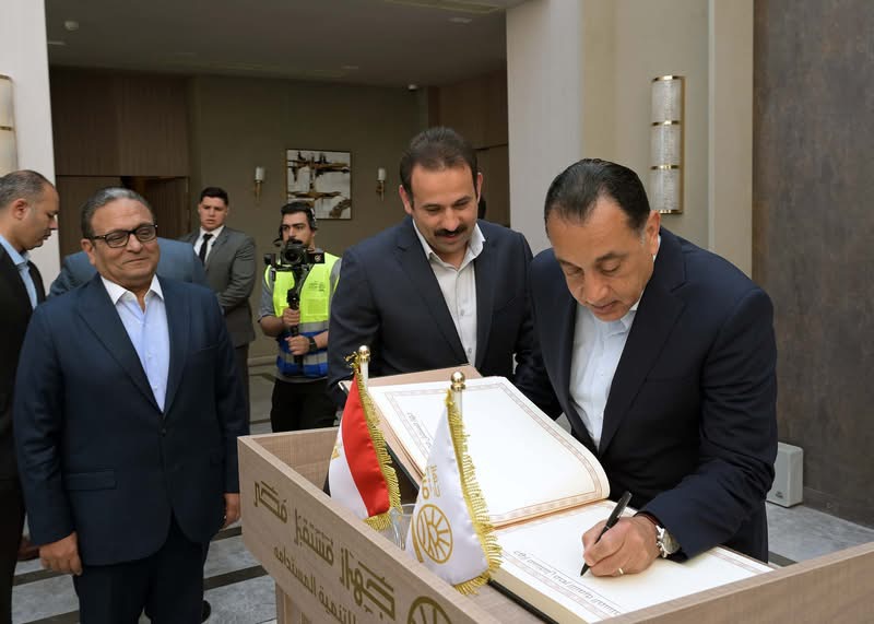 رئيس الوزراء يبدأ جولة ميدانية بمشروعات جهاز مستقبل مصر للتنمية المستدامة