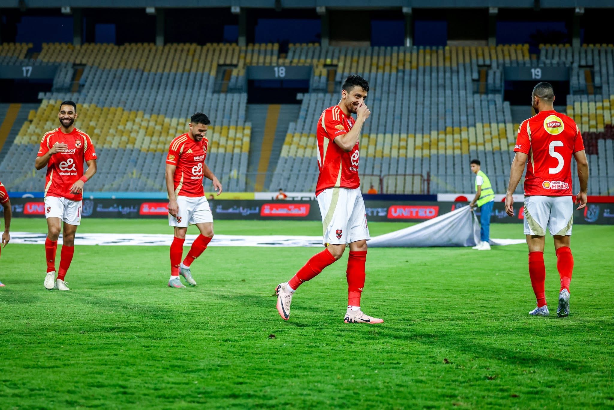 الاهلي يفوز على المصري البورسعيدي برباعية في الدوري 