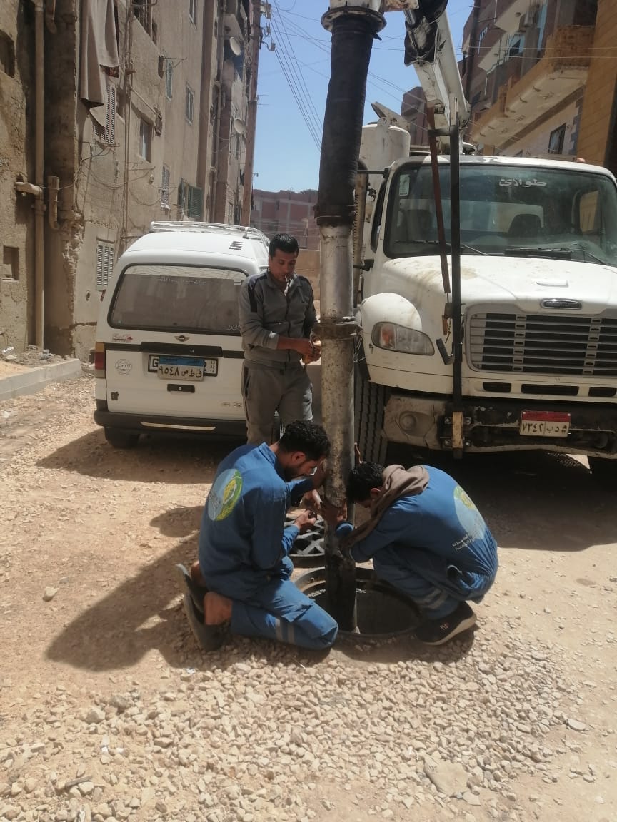 مياه المنوفية: تنفيذ خطة تطهير شبكات الصرف الصحى بكافة مناطق المحافظة